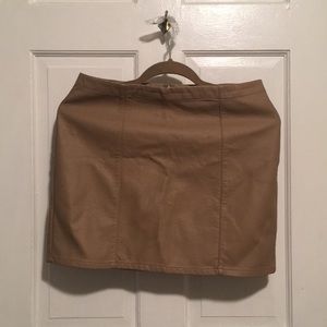 Faux leather mini skirt